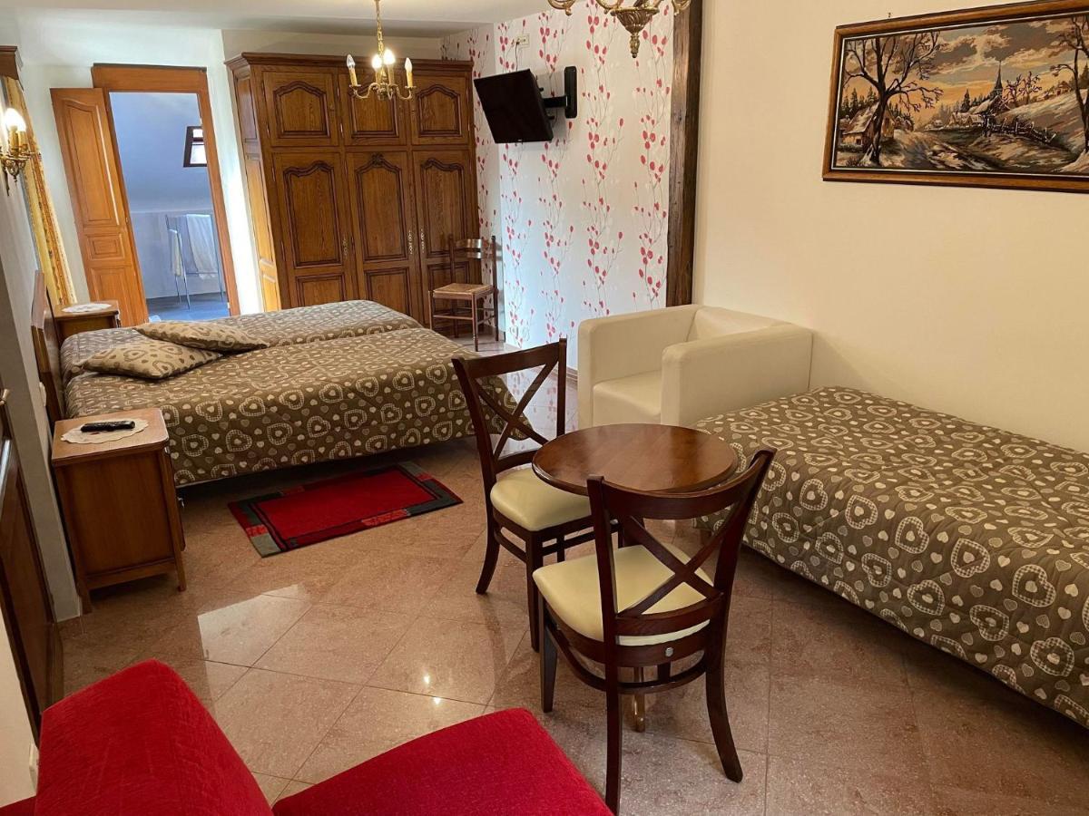 La Grange Du Pape - Annexe De L'Hotel La Ferme Du Pape เอกิสไฮม์ ภายนอก รูปภาพ