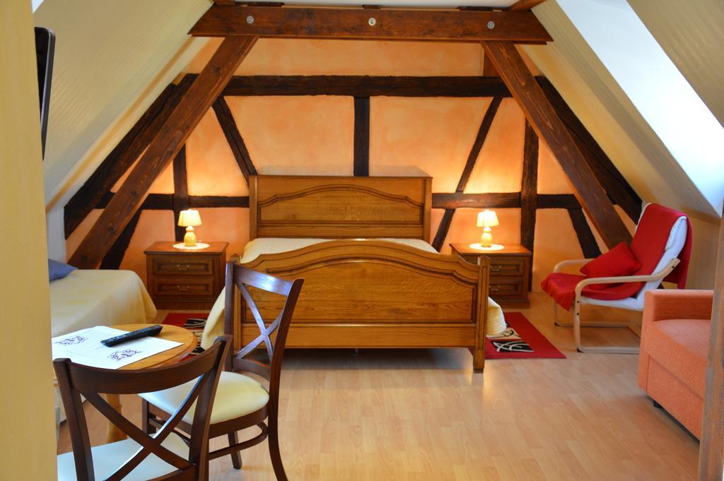 La Grange Du Pape - Annexe De L'Hotel La Ferme Du Pape เอกิสไฮม์ ภายนอก รูปภาพ